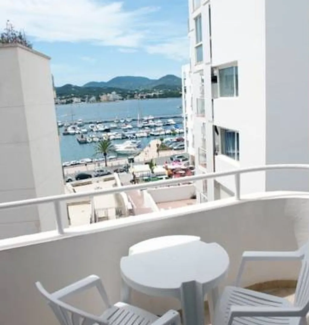 Apartamentos Los Angeles Sant Antoni de Portmany