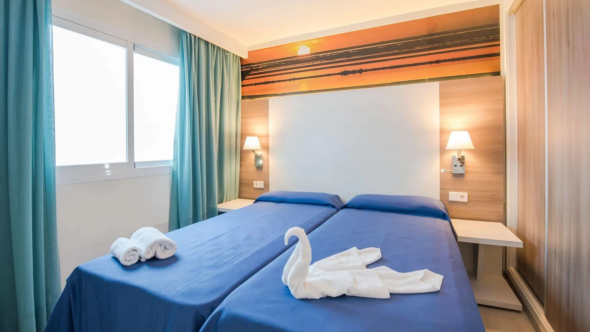 ** Aparthotel Apartamentos Los Angeles Sant Antoni de Portmany Spagna